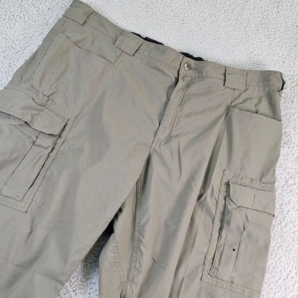 Duluth Trading Mens 2XL Beige Dry On The Fly Stretch Nylon Cargo Pants 71700